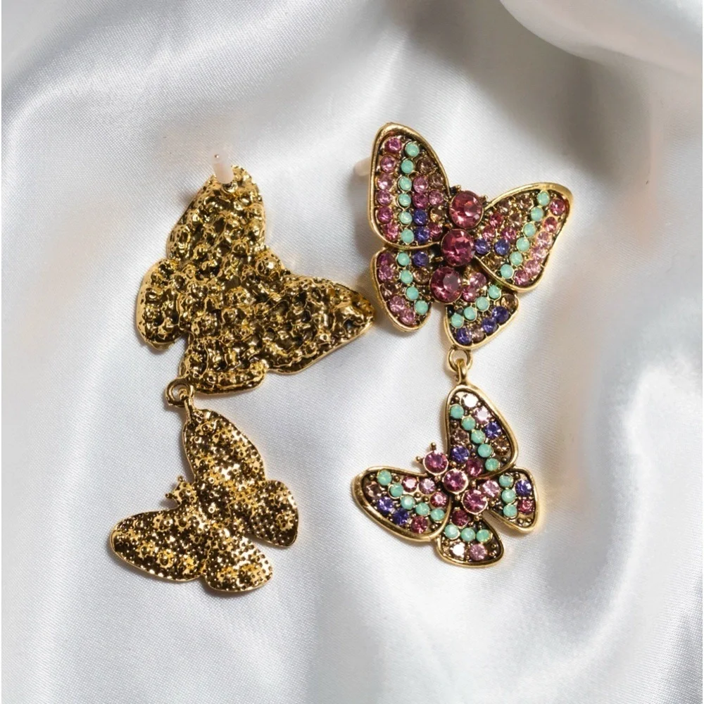 ✨Betsey Johnson Yara Rhinestone Butterfly Earrings